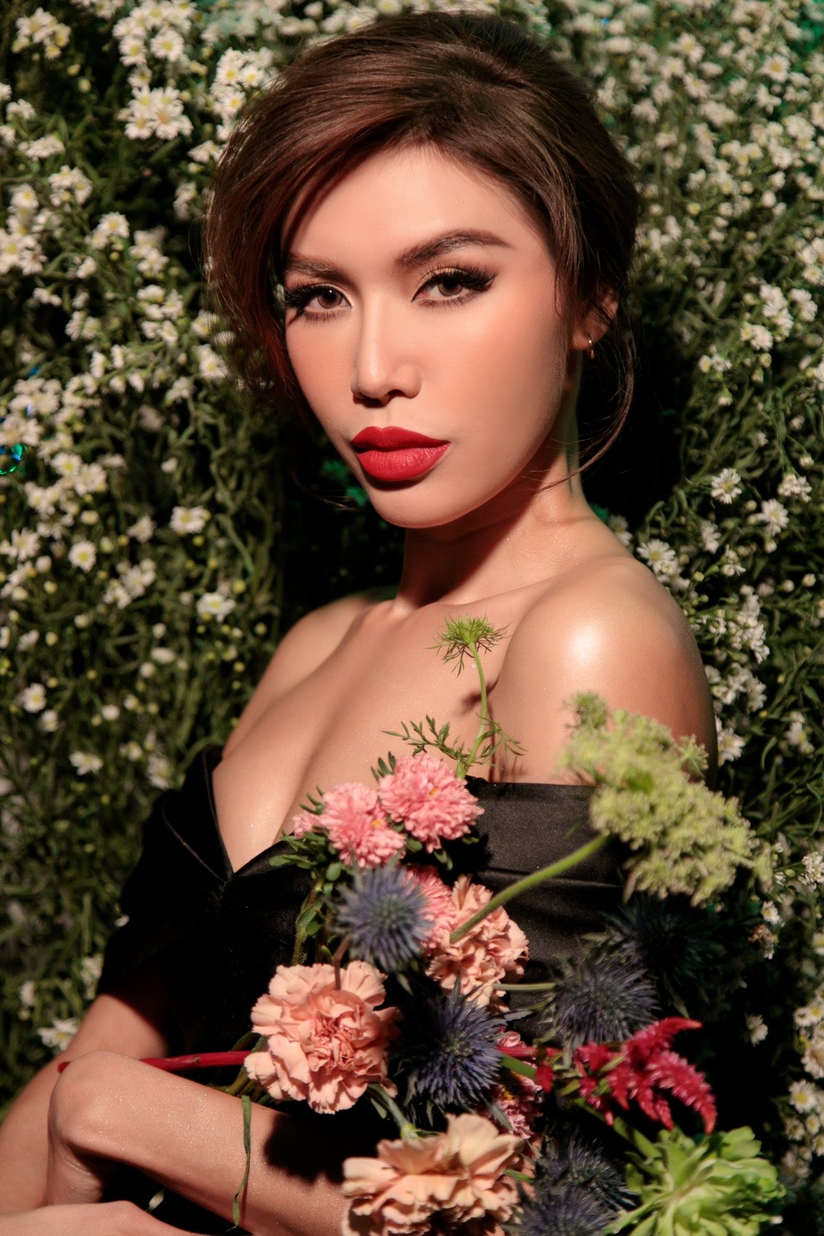 Loạt ảnh street style 'chất ngất' của Minh Tú khiến fan trầm trồ - Ảnh 10 Loạt ảnh street style 'chất ngất' của Minh Tú khiến fan trầm trồ - Ảnh 10
