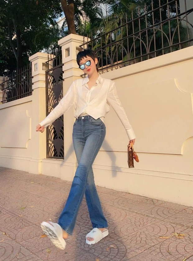 Thời trang sao Việt tuần qua: Từ Ngọc Trinh, Khánh Linh, Linh Ka đến ChiPu, Thiều Bảo Trâm, Hiền Hồ đều đua nhau diện đồ hiệu - Ảnh 5 Thời trang sao Việt tuần qua: Từ Ngọc Trinh, Khánh Linh, Linh Ka đến ChiPu, Thiều Bảo Trâm, Hiền Hồ đều đua nhau diện đồ hiệu - Ảnh 5