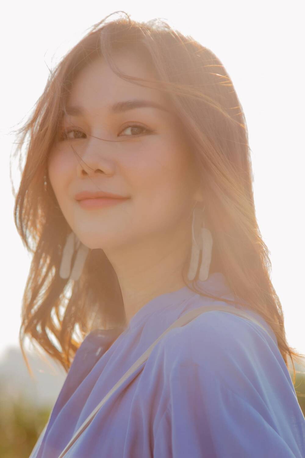 Siêu mẫu Thanh Hằng hóa 'nàng thơ'  trong bộ ảnh mới ngược nắng - Ảnh 8