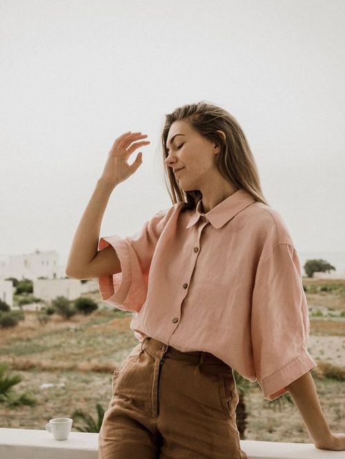 Sơ mi dáng rộng, 'chân ái' cho ngày nắng nóng - Ảnh 5 Sơ mi dáng rộng, 'chân ái' cho ngày nắng nóng - Ảnh 5