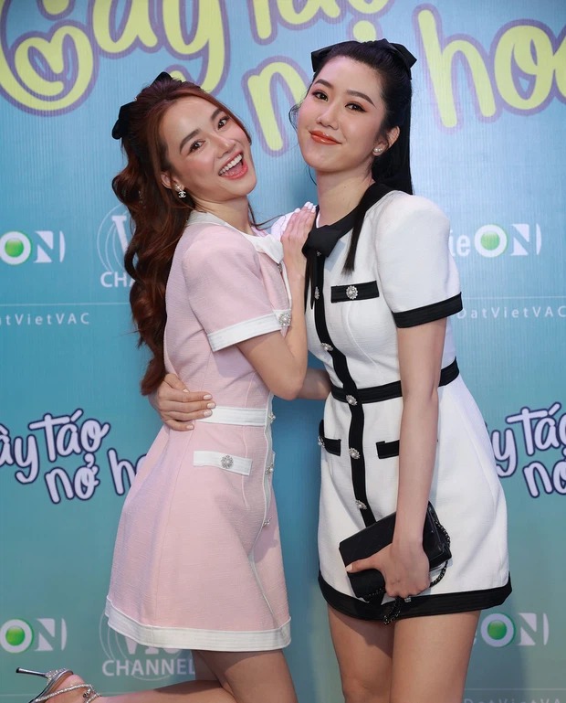 Nhã Phương, Xoài Non và dàn mỹ nhân cùng diện 1 chiếc đầm, ai đẹp hơn ai ? - Ảnh 1 Nhã Phương, Xoài Non và dàn mỹ nhân cùng diện 1 chiếc đầm, ai đẹp hơn ai ? - Ảnh 1
