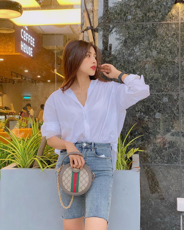 Bóc loạt 'xì tai' siêu xịn xò của bà xã Phan Mạnh Quỳnh: dân chơi hệ đồ hiệu, váy áo diện hoài không hết - Ảnh 8 Bóc loạt 'xì tai' siêu xịn xò của bà xã Phan Mạnh Quỳnh: dân chơi hệ đồ hiệu, váy áo diện hoài không hết - Ảnh 8