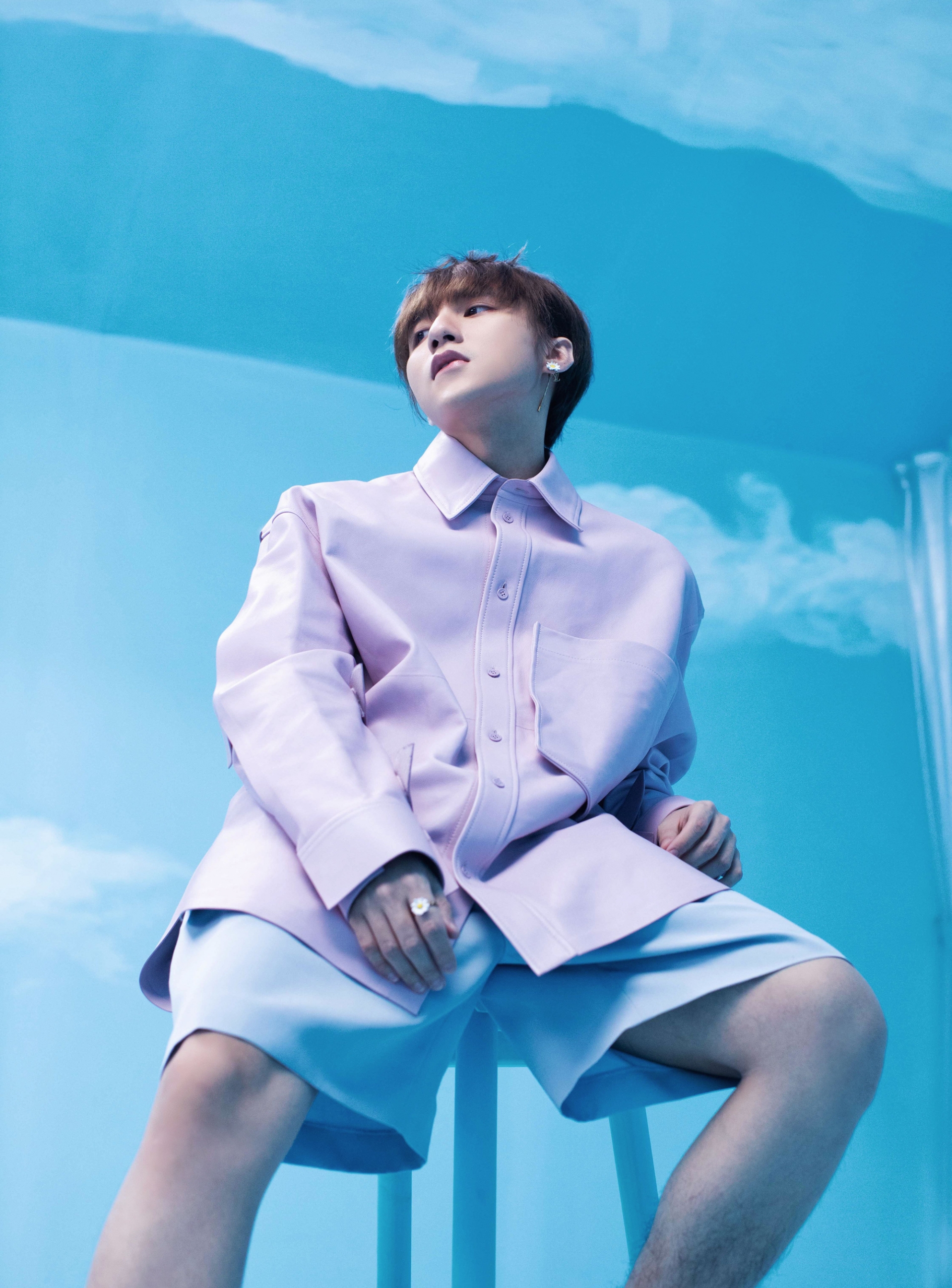 Sơn Tùng và những pha 'dát' đồ hiệu đi vào lòng người: Khuyên tai 154 triệu, đồng hồ 1,4 tỷ - Ảnh 2