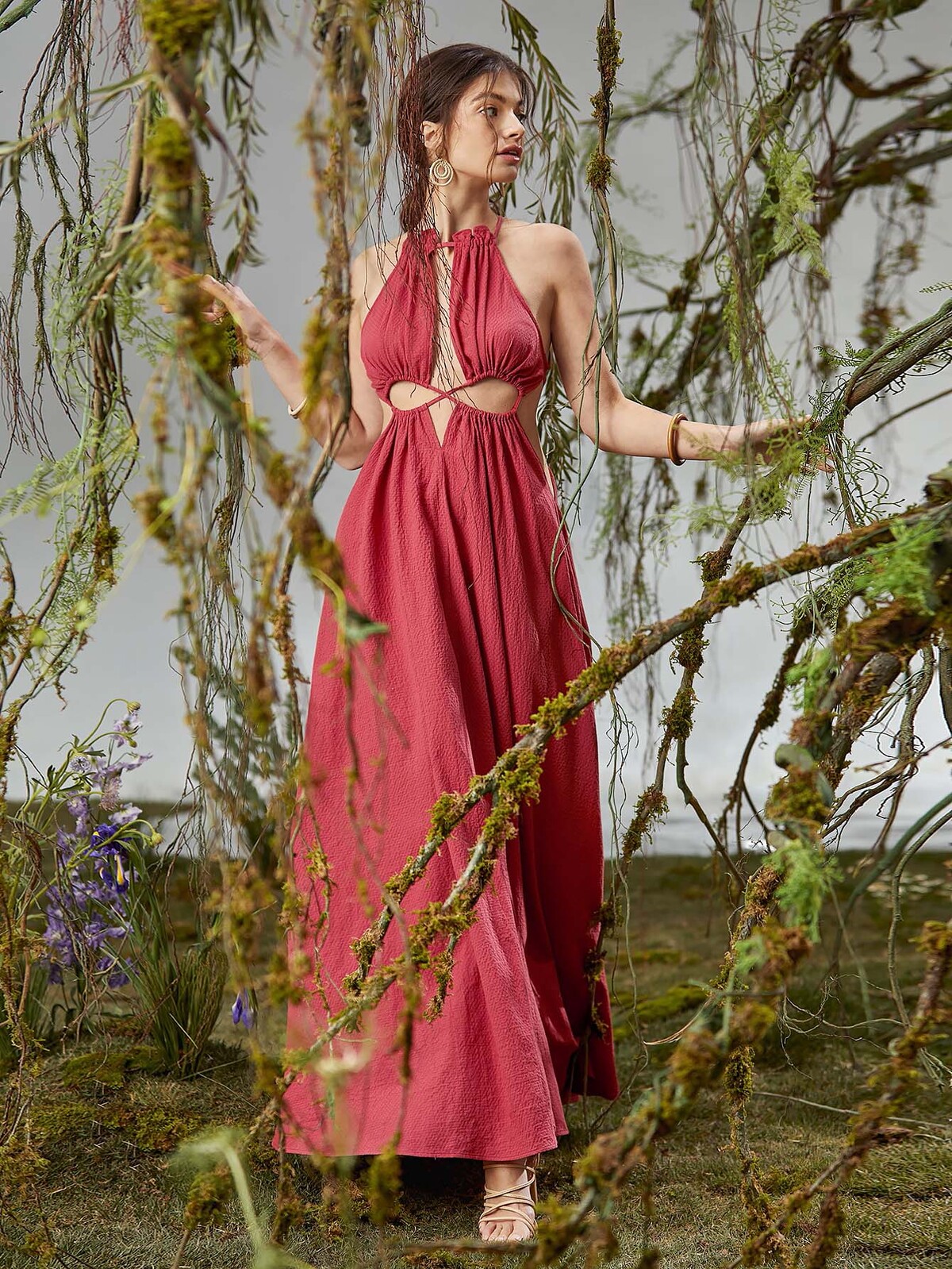 Muôn kiểu váy áo mát mẻ cho kỳ nghỉ thêm lung linh - Ảnh 8