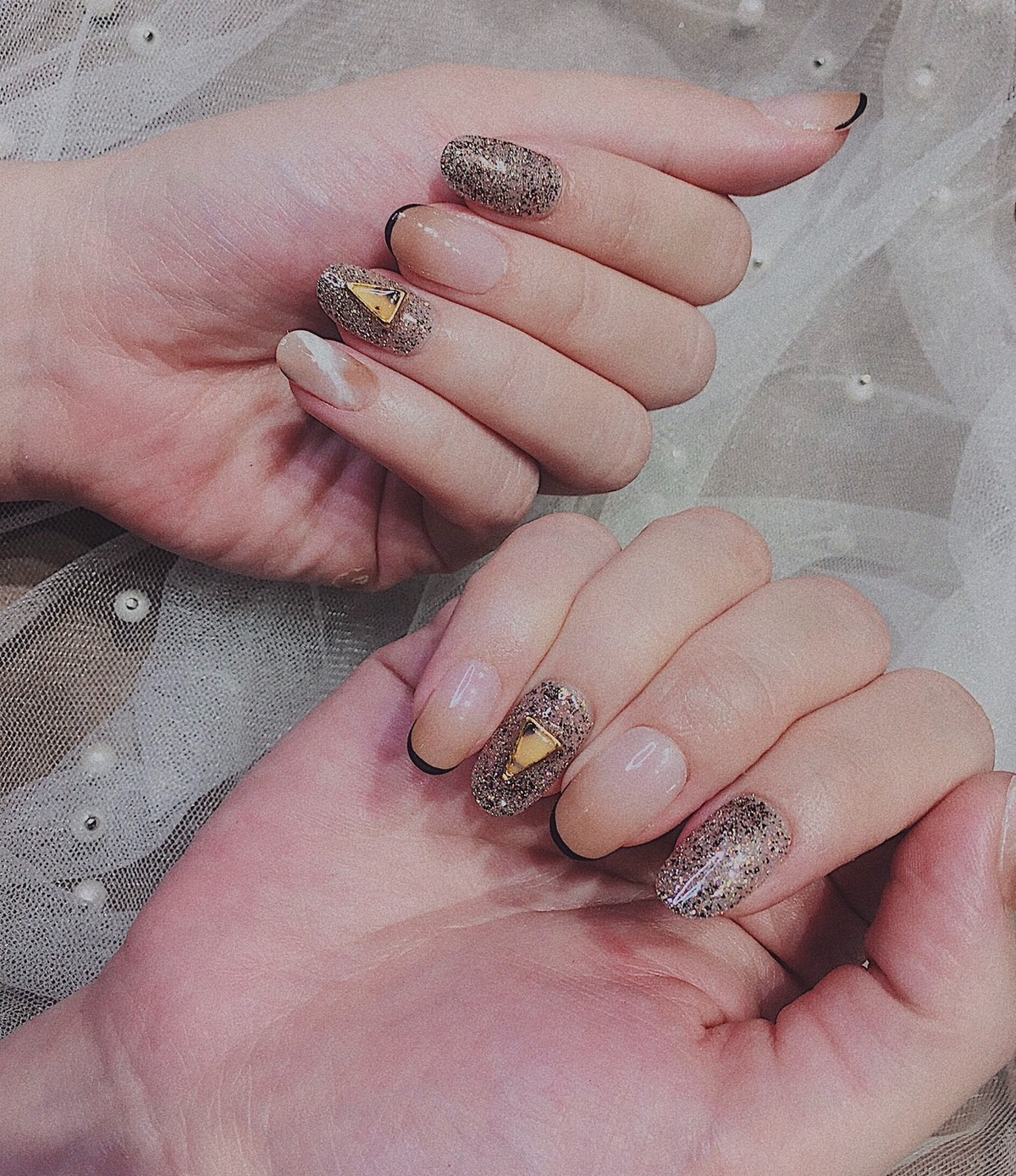Những mẫu nail cho nàng công sở: Vừa đẹp lại không bị xếp la - Ảnh 3 Những mẫu nail cho nàng công sở: Vừa đẹp lại không bị xếp la - Ảnh 3
