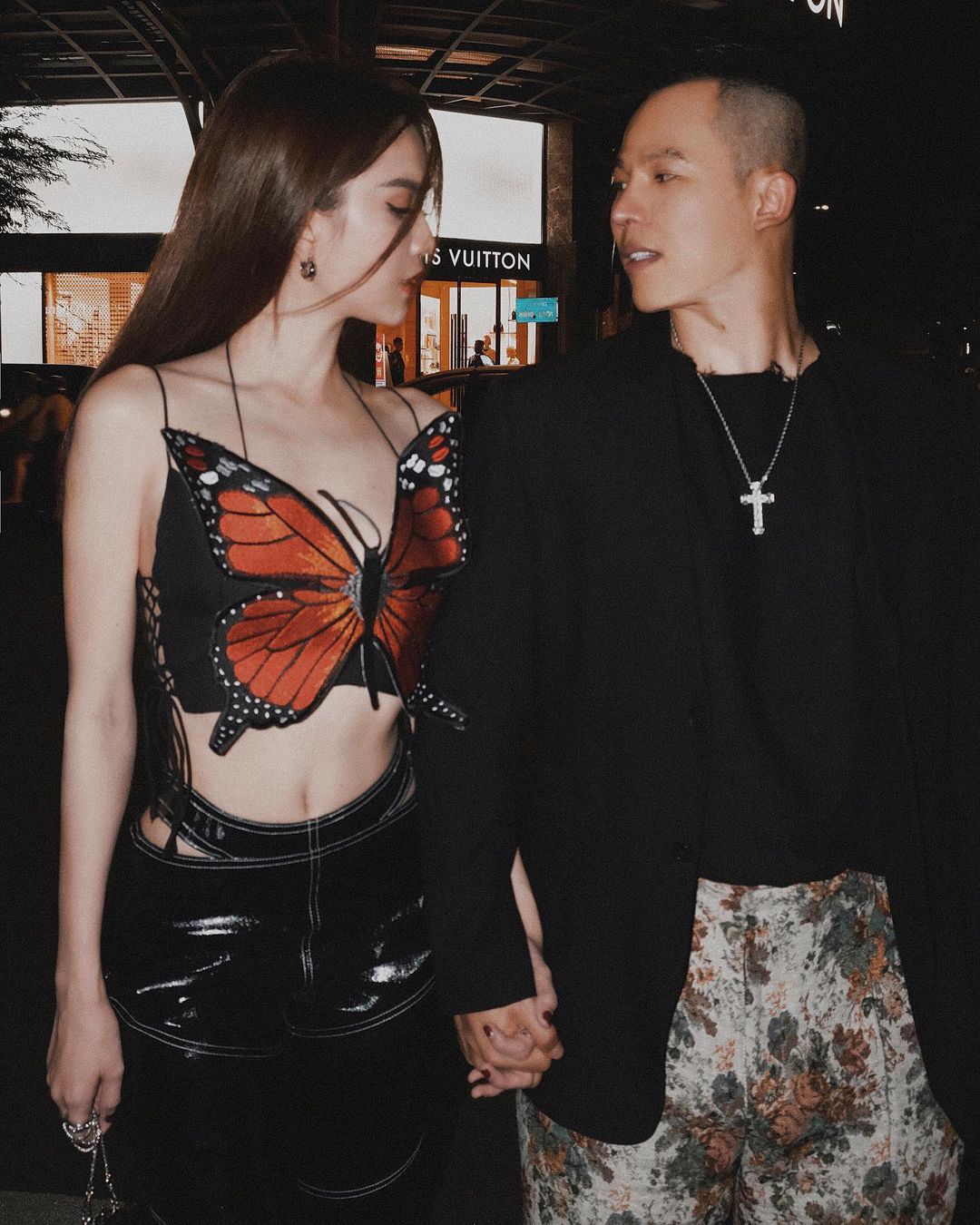 Ngọc Trinh biến hình 'phép thuật Winx Enchantix' cùng Vũ Khắc Tiệp giữa phố đêm, phải chăng muốn trừng trị Nathan Lee - Ảnh 2