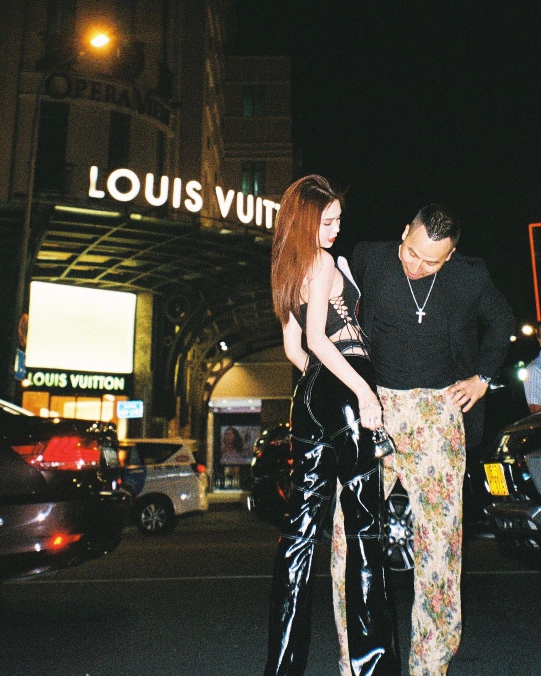 Ngọc Trinh biến hình 'phép thuật Winx Enchantix' cùng Vũ Khắc Tiệp giữa phố đêm, phải chăng muốn trừng trị Nathan Lee - Ảnh 1