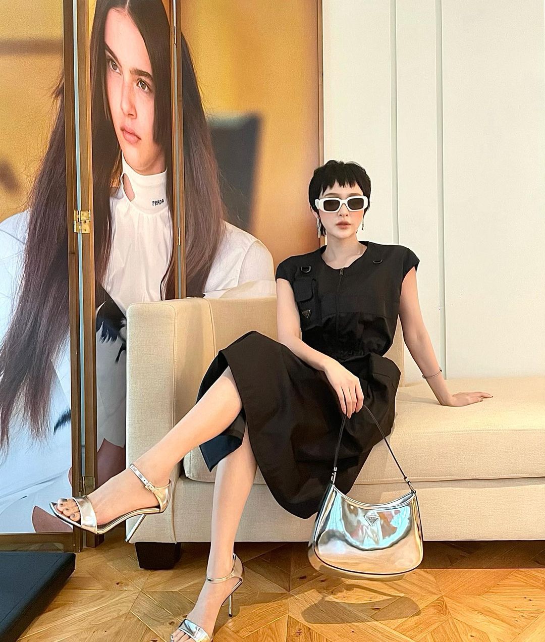 Hiền Hồ thả nhẹ 1 tấm hình, dân tình 'bóc' luôn outfit giá gần 150 triệu đồng - Ảnh 2