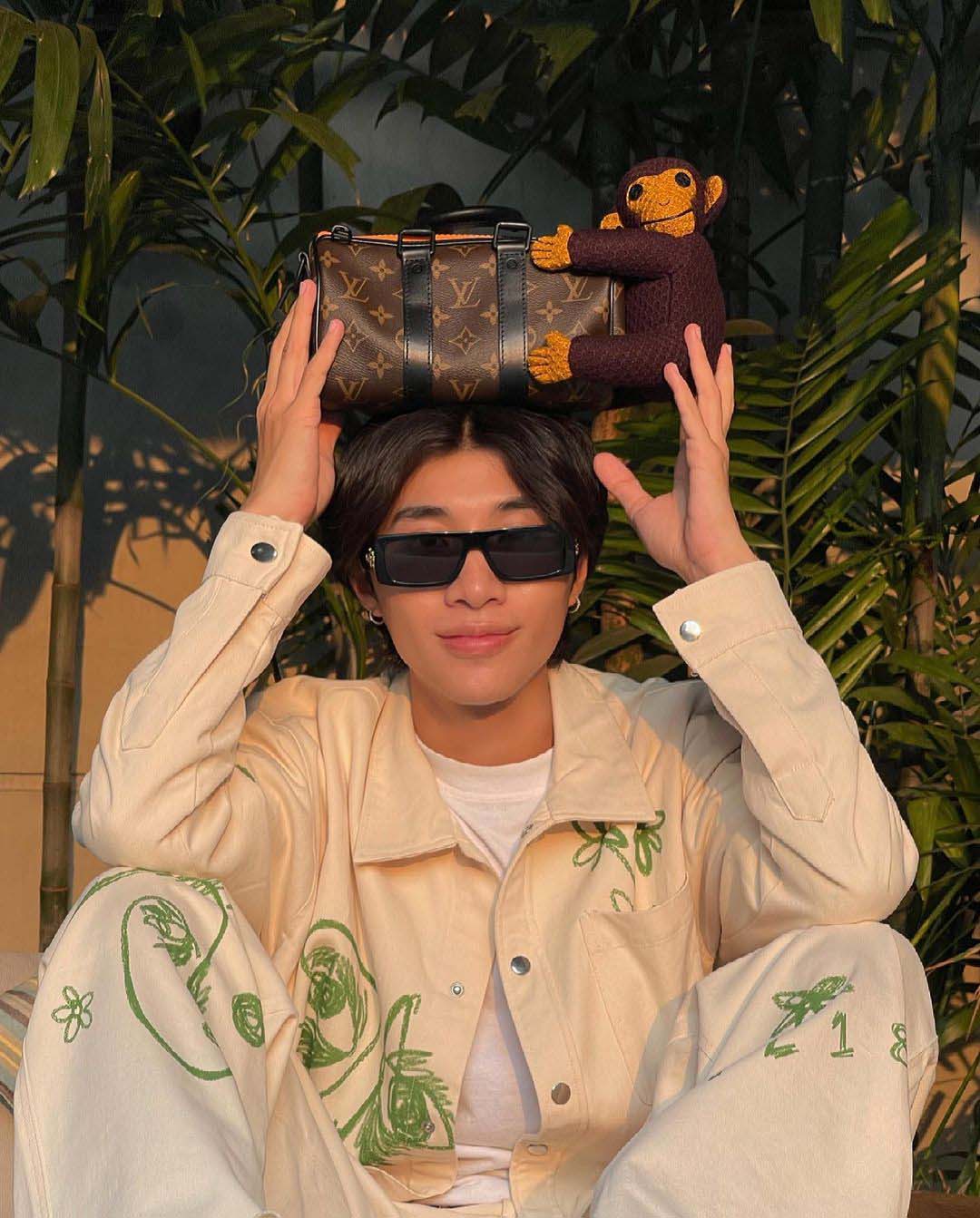 Sao nam tuần qua mặc gì: Sơn Tùng M-TP ướm cả 'cân' đồ hiệu, Luka Sabbat nhẹ nhàng tựa ‘chàng thơ’ - Ảnh 4