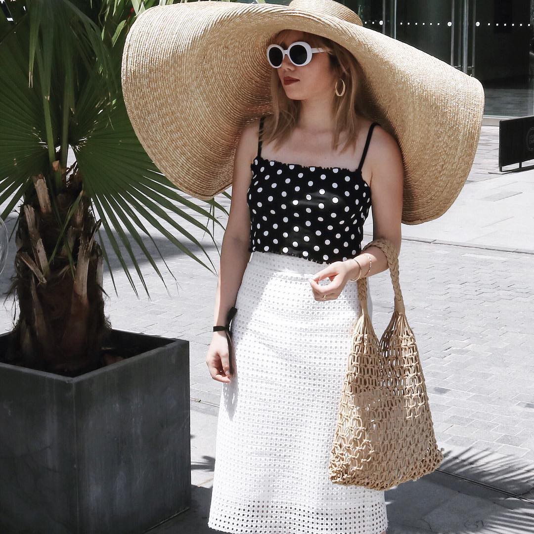 Đi chơi lễ này, người yêu có thể thiếu, không nên thiếu 4 kiểu mũ này - Ảnh 10