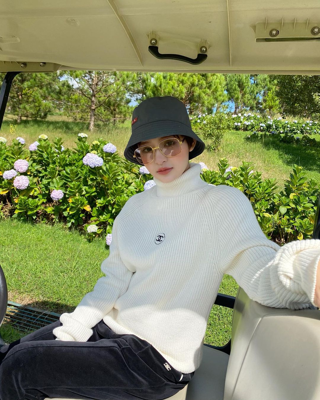 Đi chơi lễ này, người yêu có thể thiếu, không nên thiếu 4 kiểu mũ này - Ảnh 2