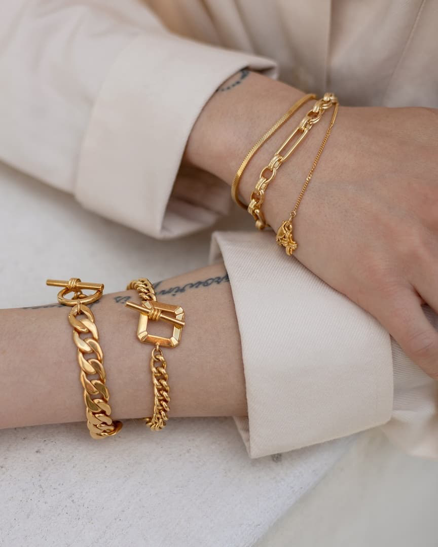 Những món đồ không nên mang khi đi du lịch, bỏ vào chỉ nặng vali - Ảnh 8