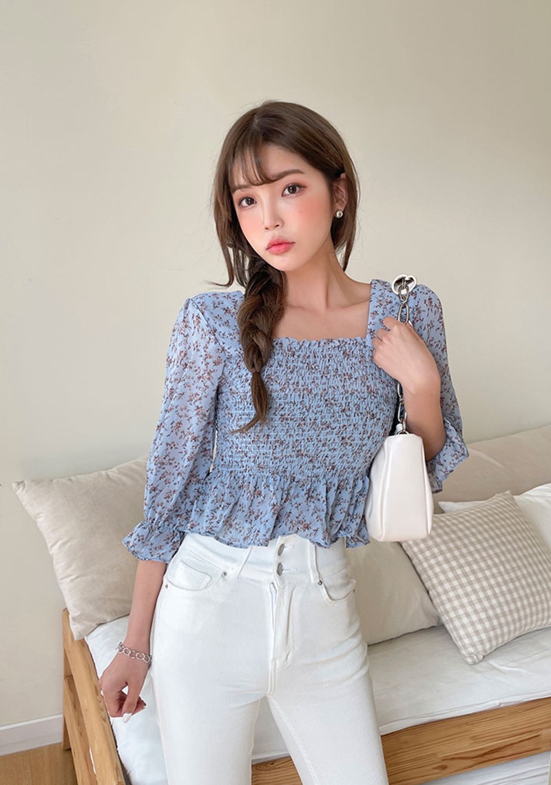 Diện áo blouse để 'dễ thở' hơn trong mùa nóng - Ảnh 9 Diện áo blouse để 'dễ thở' hơn trong mùa nóng - Ảnh 9