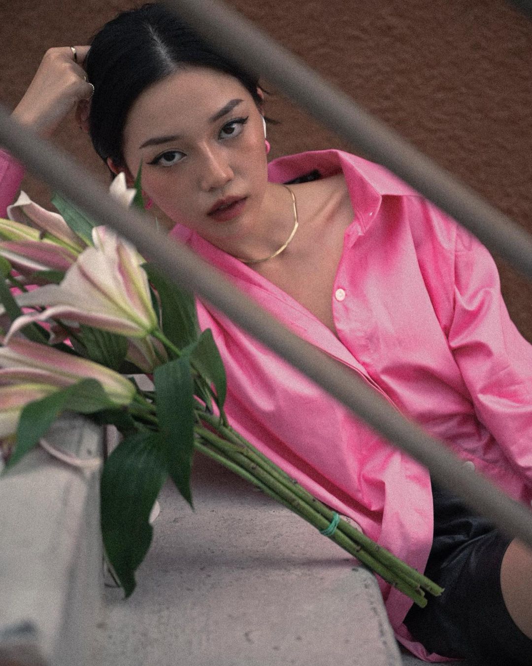 Linh Ngọc Đàm hóa 'thiếu nữ bên hoa ly' trong bộ ảnh mới, đến Xoài Non cũng phải tấm tắc khen xinh - Ảnh 8