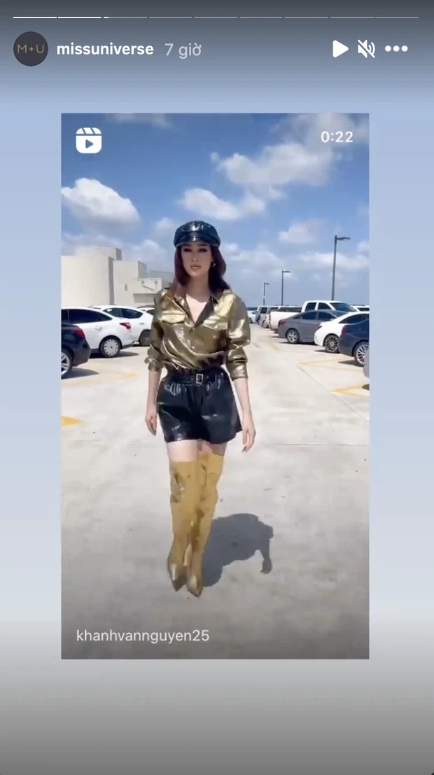 Màn catwalk của Khánh Vân xuất hiện ấn tượng trên Instgram chính thức của cuộc thi. Ảnh: Chụp màn hình Màn catwalk của Khánh Vân xuất hiện ấn tượng trên Instgram chính thức của cuộc thi. Ảnh: Chụp màn hình