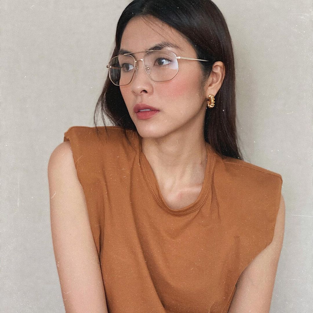 Cách phối đồ tông nâu đẹp như Tăng Thanh Hà - Ảnh 4 Cách phối đồ tông nâu đẹp như Tăng Thanh Hà - Ảnh 4