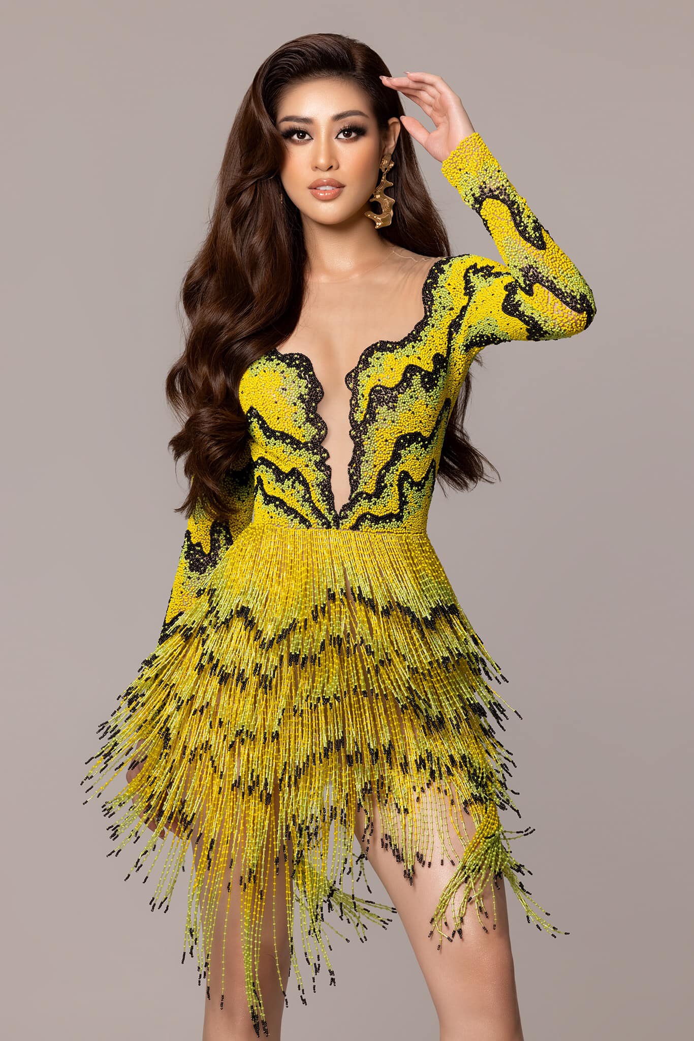 Ngày thứ 6 của Khánh Vân tại Miss Universe: Kiêu sa trong thiết kế ruộng bậc thang, tung bộ ảnh dạ hội đẹp đến 'nao lòng' - Ảnh 7 Ngày thứ 6 của Khánh Vân tại Miss Universe: Kiêu sa trong thiết kế ruộng bậc thang, tung bộ ảnh dạ hội đẹp đến 'nao lòng' - Ảnh 7