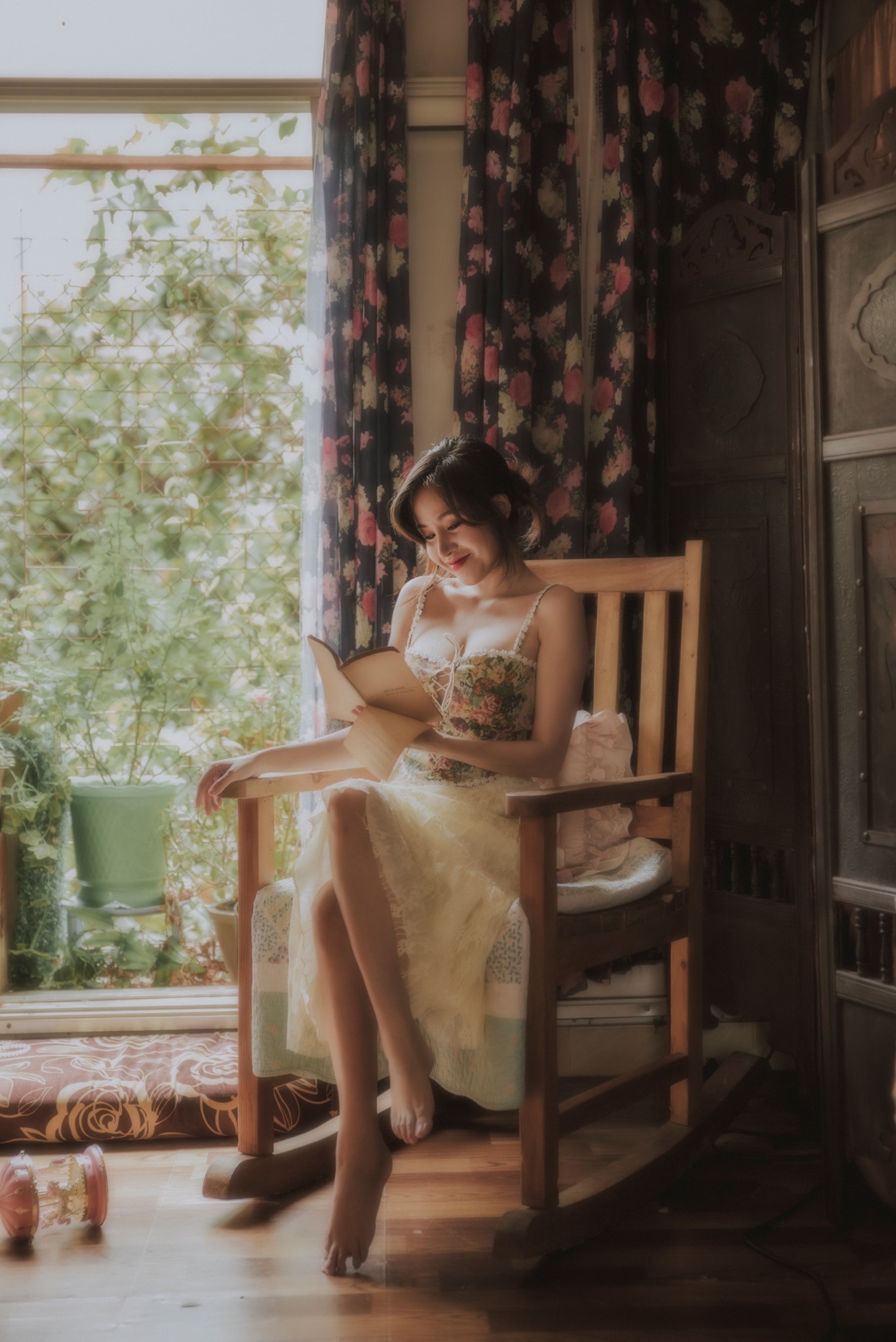 Mê đắm trước sắc vóc đẹp đến 'xiêu lòng' của Bà Tưng sau nhiều năm lui cung - Ảnh 7