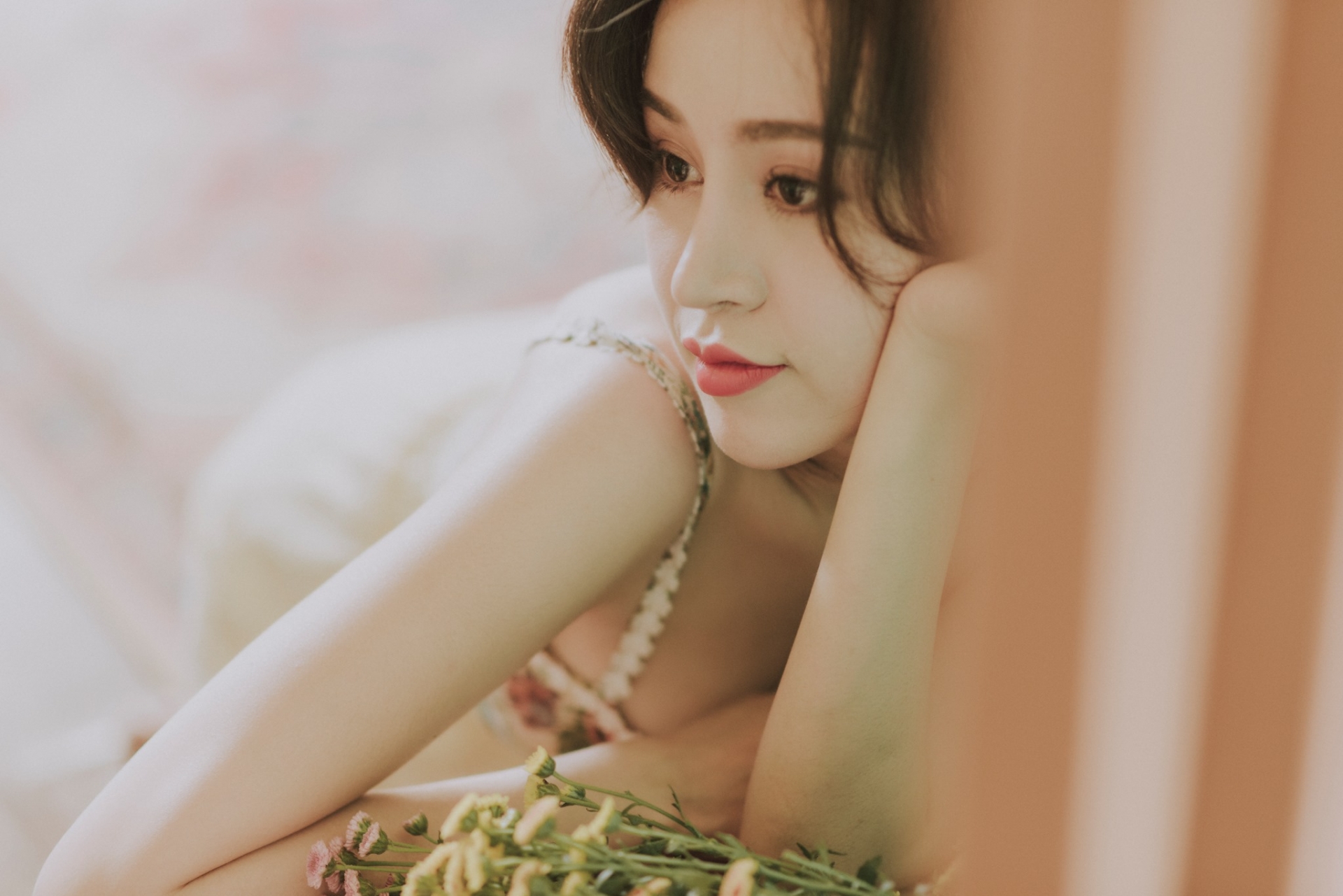 Mê đắm trước sắc vóc đẹp đến 'xiêu lòng' của Bà Tưng sau nhiều năm lui cung - Ảnh 6