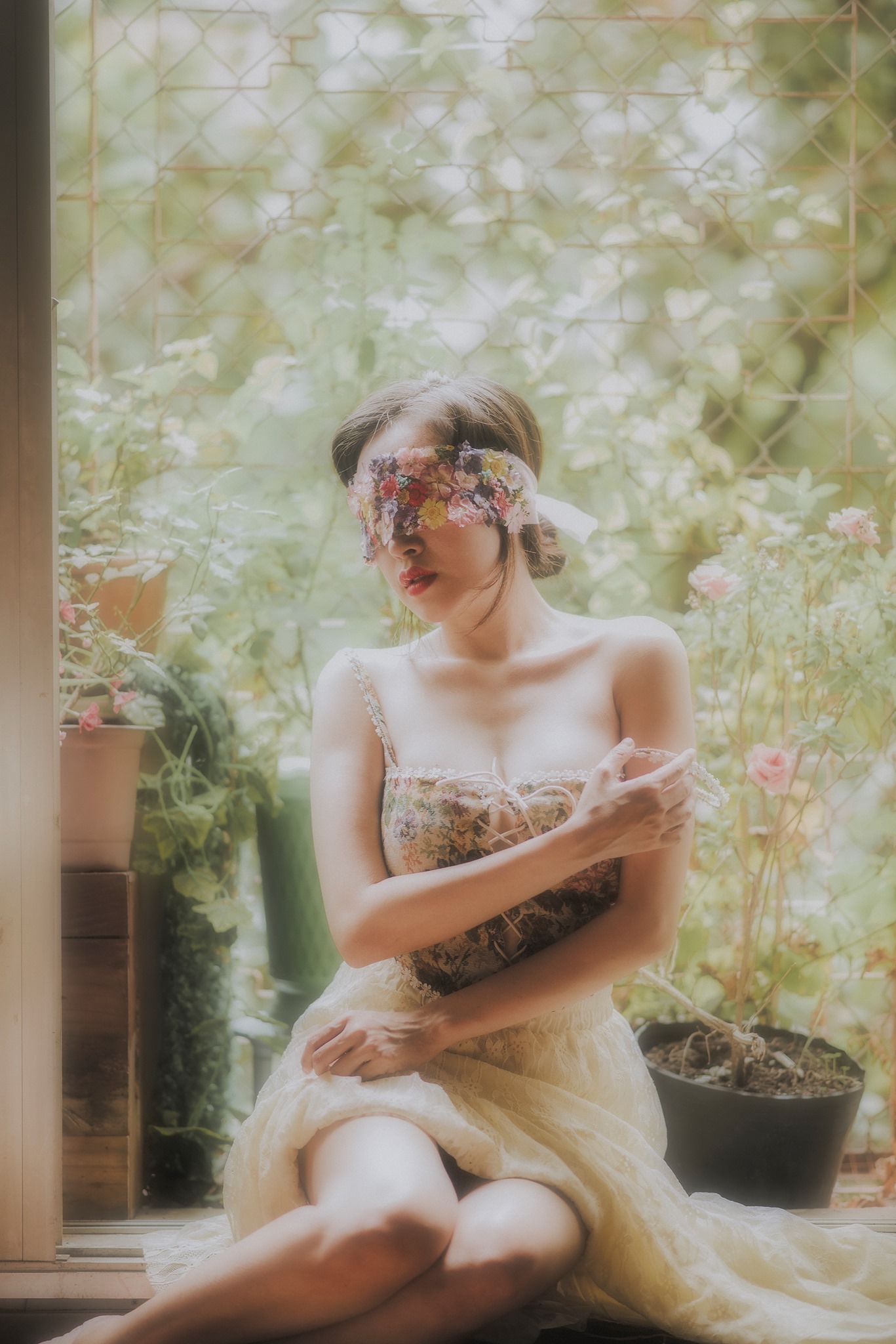 Mê đắm trước sắc vóc đẹp đến 'xiêu lòng' của Bà Tưng sau nhiều năm lui cung - Ảnh 4