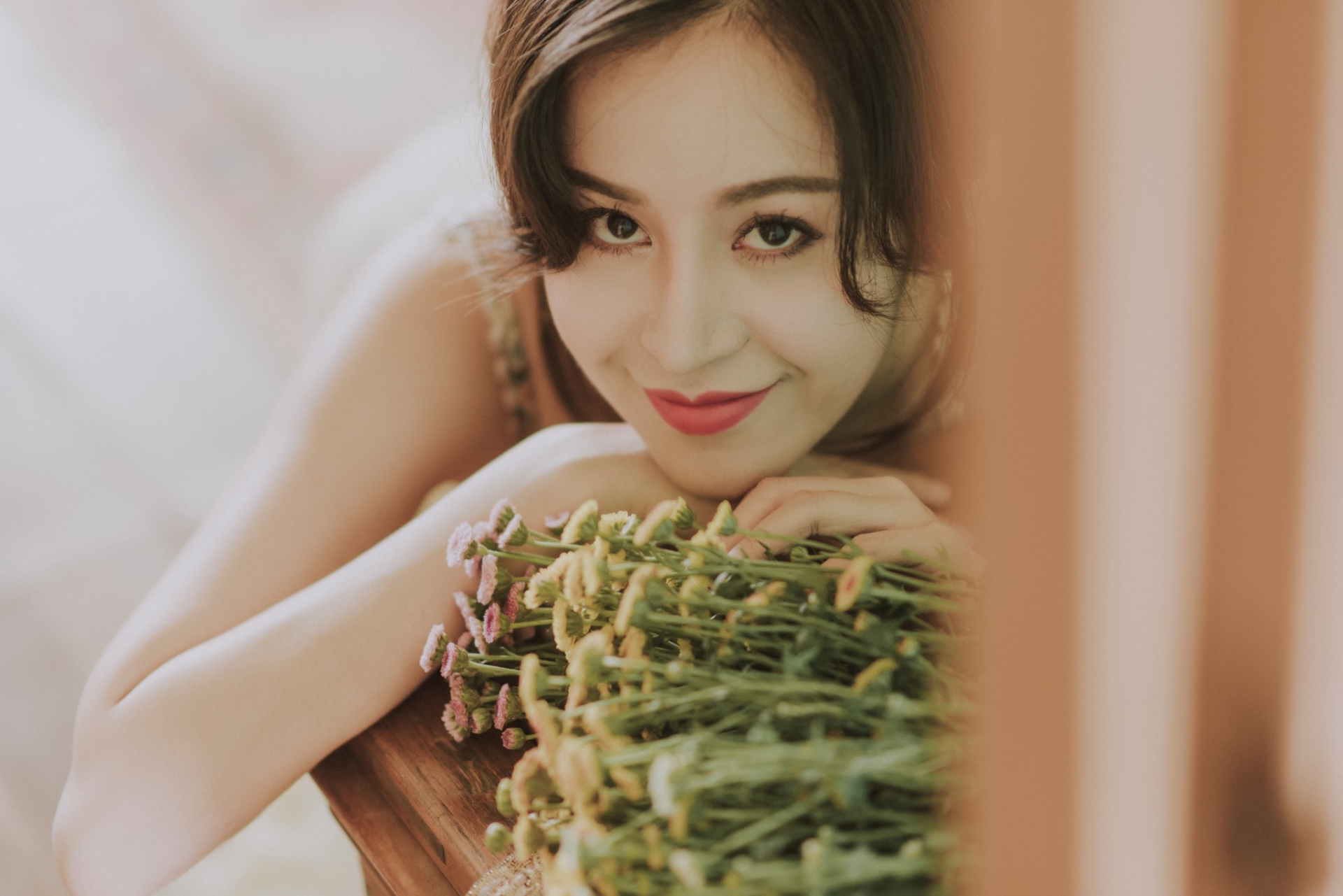 Mê đắm trước sắc vóc đẹp đến 'xiêu lòng' của Bà Tưng sau nhiều năm lui cung - Ảnh 3