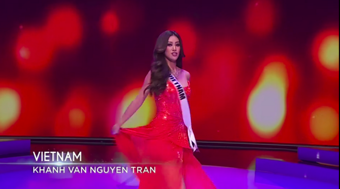 Nhìn lại những khoảnh khắc 'làm nên lịch sử' của Khánh Vân tại đêm Bán kết Miss Universe 2020 - Ảnh 8