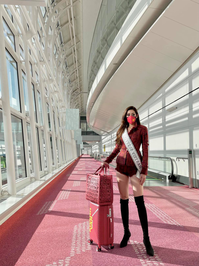 Điểm lại loạt style 'xịn sò' của Khánh Vân tại Miss Universe: Gợi cảm có, hầm hố có, BTC có nên trao thêm giải Miss phong cách? - Ảnh 2 Điểm lại loạt style 'xịn sò' của Khánh Vân tại Miss Universe: Gợi cảm có, hầm hố có, BTC có nên trao thêm giải Miss phong cách? - Ảnh 2