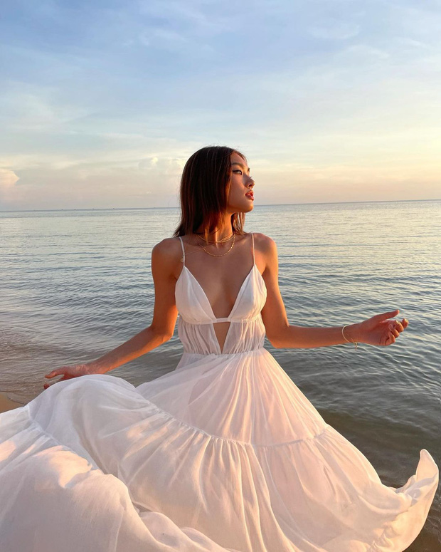 Sắc trắng thống trị thời trang sao Việt tuần qua: Hiền Hồ hóa quý cô cổ điển, Bảo Thy nền nã tựa gái đôi mươi - Ảnh 3 Sắc trắng thống trị thời trang sao Việt tuần qua: Hiền Hồ hóa quý cô cổ điển, Bảo Thy nền nã tựa gái đôi mươi - Ảnh 3