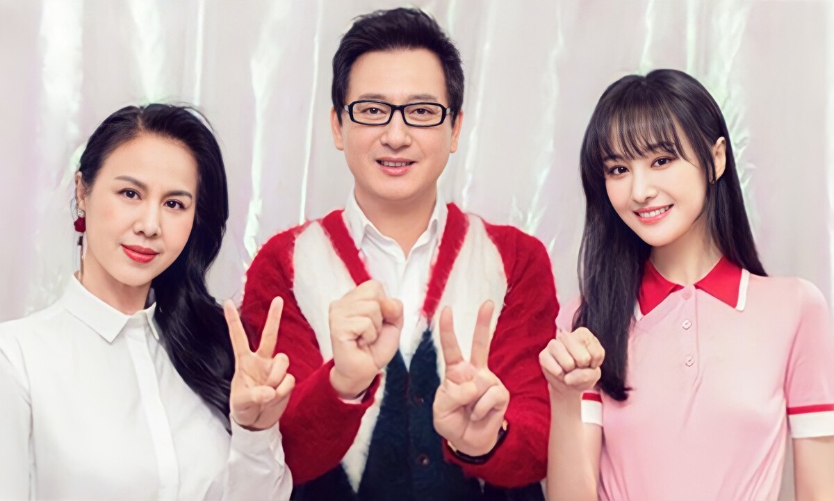Sao trẻ Trung Quốc gặp 'sóng gió' vì gia đình: Trịnh Sảng mất nghiệp vì mẹ, Trương Tuyết Nghênh bị fan quay lưng bởi chị gái - Ảnh 1 Sao trẻ Trung Quốc gặp 'sóng gió' vì gia đình: Trịnh Sảng mất nghiệp vì mẹ, Trương Tuyết Nghênh bị fan quay lưng bởi chị gái - Ảnh 1