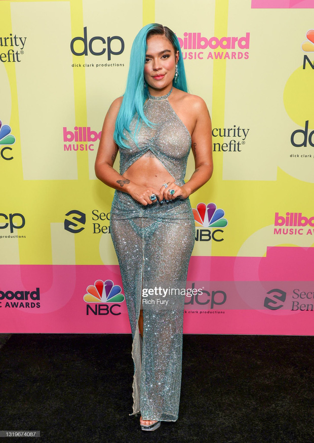 Thời trang siêu thảm đỏ Billboard Music Awards 2021: Jonas Brothers có màn tái ngộ đáng nhớ, Doja Cat hóa ‘ngựa vằn’ - Ảnh 2 Thời trang siêu thảm đỏ Billboard Music Awards 2021: Jonas Brothers có màn tái ngộ đáng nhớ, Doja Cat hóa ‘ngựa vằn’ - Ảnh 2