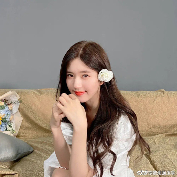 Ảnh thời học sinh của Triệu Lộ Tư được 'khai quật', đến fan ruột dụi mắt mãi cũng chẳng nhận ra - Ảnh 1 Ảnh thời học sinh của Triệu Lộ Tư được 'khai quật', đến fan ruột dụi mắt mãi cũng chẳng nhận ra - Ảnh 1