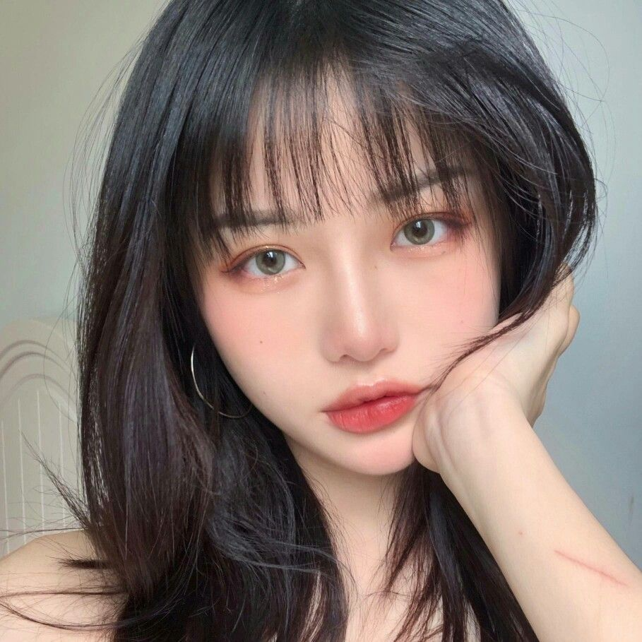 Xu hướng makeup 'sương sương', giúp làn da 'dễ thở' khi hè sang - Ảnh 2 Xu hướng makeup 'sương sương', giúp làn da 'dễ thở' khi hè sang - Ảnh 2