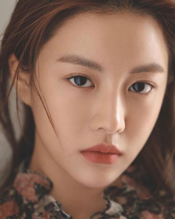 Xu hướng makeup 'sương sương', giúp làn da 'dễ thở' khi hè sang - Ảnh 1 Xu hướng makeup 'sương sương', giúp làn da 'dễ thở' khi hè sang - Ảnh 1