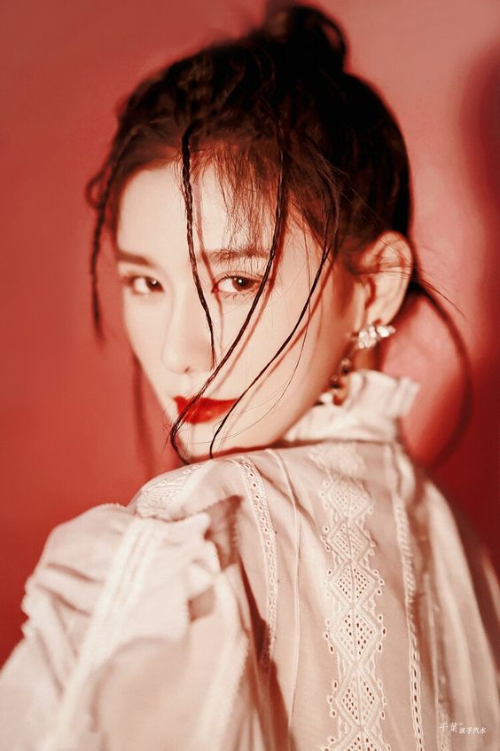 Từng bị Cnet xua đuổi, Thái Trác Nghi bùng nổ với nhan sắc 'xinh xỉu', kiếp trước giải cứu thế giới hay gì? - Ảnh 10