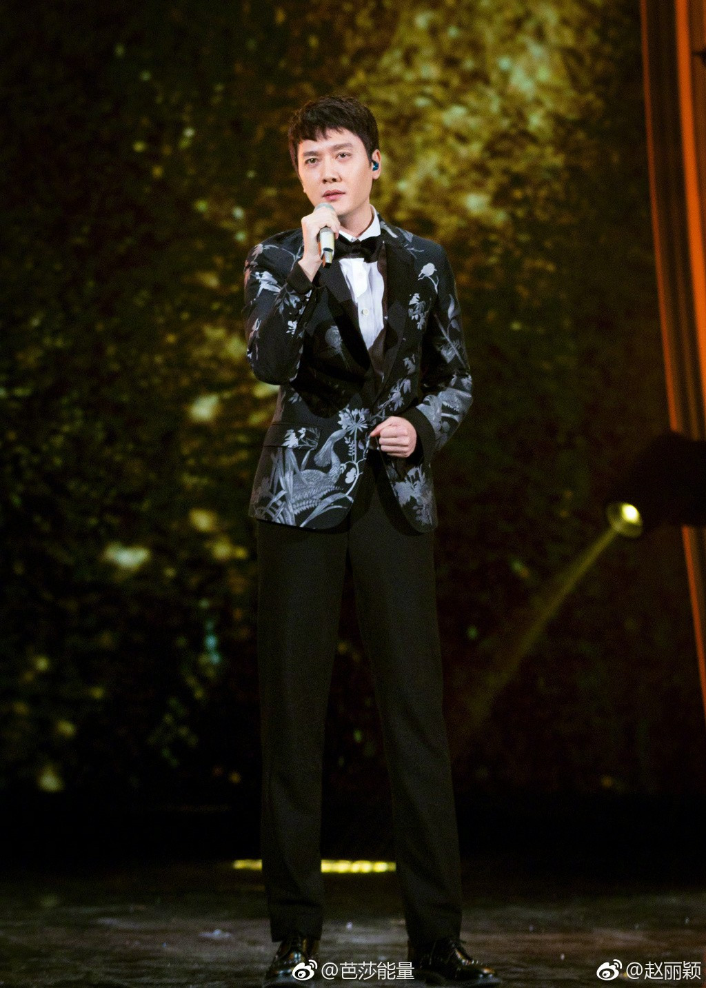 Trang BJH đã đưa tin, chỉ sau 1 tháng ly hôn, Phùng Thiệu Phong đã hối hận, cố gắng tìm vợ cũ để cầu xin cô tái hợp