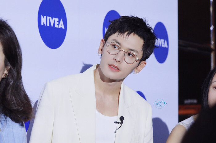 Trương Triết Hạn liên tục bị làm giả giấy tờ, phải nhờ cảnh sát vào cuộc điều tra - Ảnh 3 Trương Triết Hạn liên tục bị làm giả giấy tờ, phải nhờ cảnh sát vào cuộc điều tra - Ảnh 3