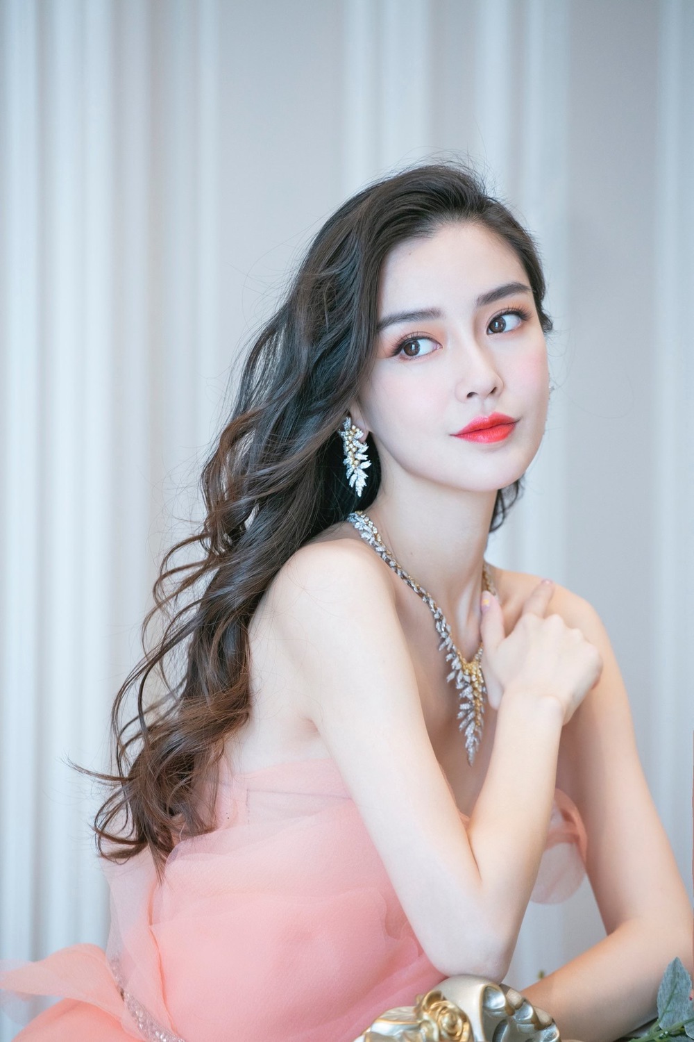Angelababy không rời Running Man Angelababy không rời Running Man
