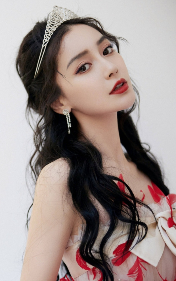 Mỹ nhân Cbiz năm 14 tuổi: Nhiệt Ba cực phẩm, Angela Baby - Tịnh Y trùm cuối mới 'gút chóp' - Ảnh 7 Mỹ nhân Cbiz năm 14 tuổi: Nhiệt Ba cực phẩm, Angela Baby - Tịnh Y trùm cuối mới 'gút chóp' - Ảnh 7