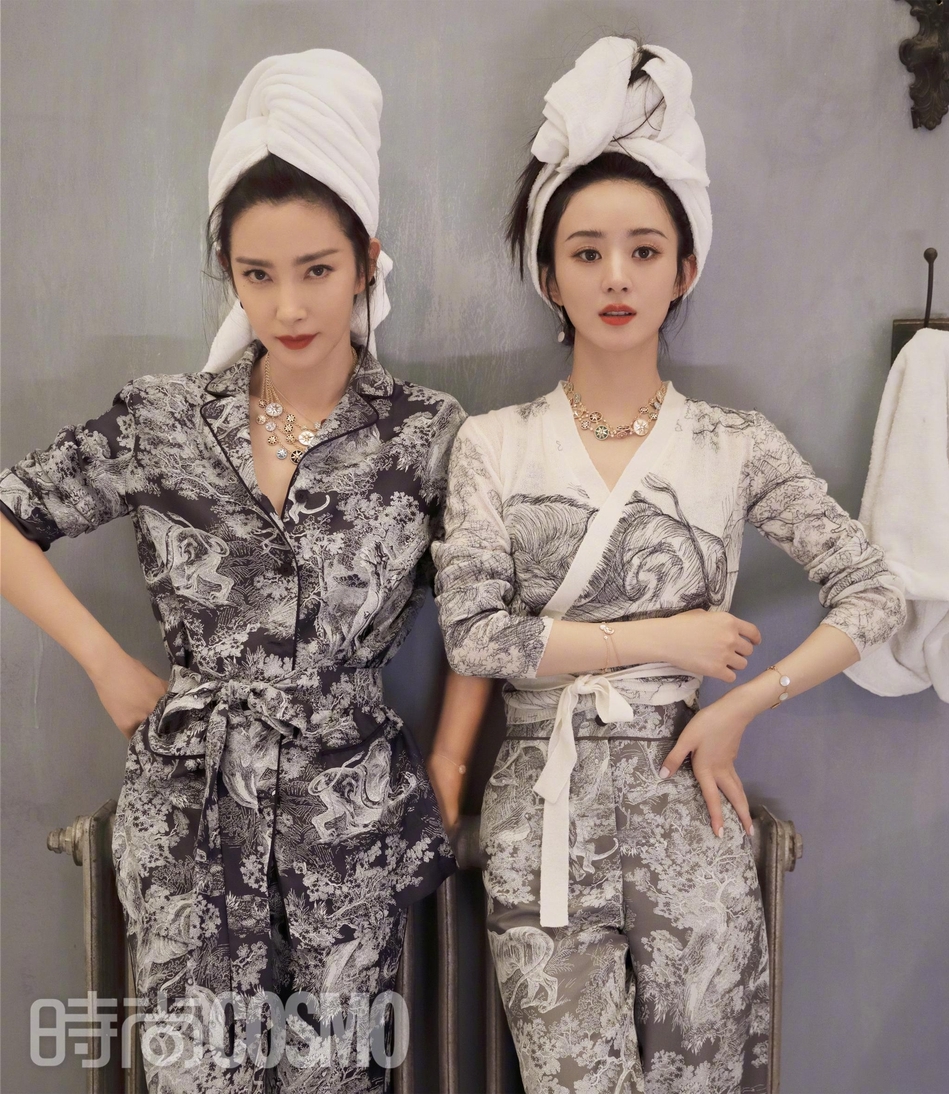 Lý Băng Băng 'cưa sừng làm nghé' khi đứng chung khung hình với Triệu Lệ Dĩnh 3 Lý Băng Băng 'cưa sừng làm nghé' khi đứng chung khung hình với Triệu Lệ Dĩnh 3