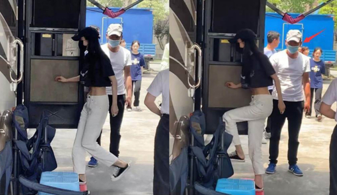 Khoảnh khắc bước lên xe để 'hờ hững' sắc vóc của Dương Mịch hiện đang gây bão tik Tok Khoảnh khắc bước lên xe để 'hờ hững' sắc vóc của Dương Mịch hiện đang gây bão tik Tok
