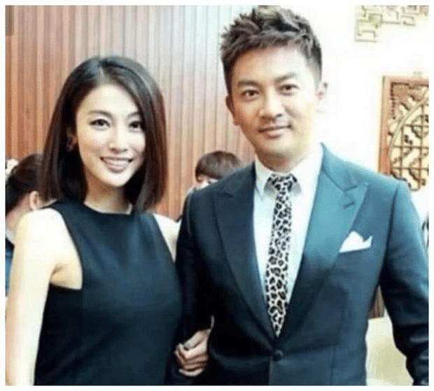 Thời gian qua, Amy và Tô Hữu Bằng luôn sát cánh bên nhau trong công việc Thời gian qua, Amy và Tô Hữu Bằng luôn sát cánh bên nhau trong công việc