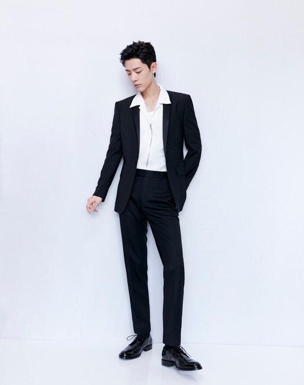 Có hay không việc Tiêu Chiến bị ekip Khánh Dư Niên lợi dụng tên tuổi để PR 'ké fame' cho phần 2? - Ảnh 6 Có hay không việc Tiêu Chiến bị ekip Khánh Dư Niên lợi dụng tên tuổi để PR 'ké fame' cho phần 2? - Ảnh 6