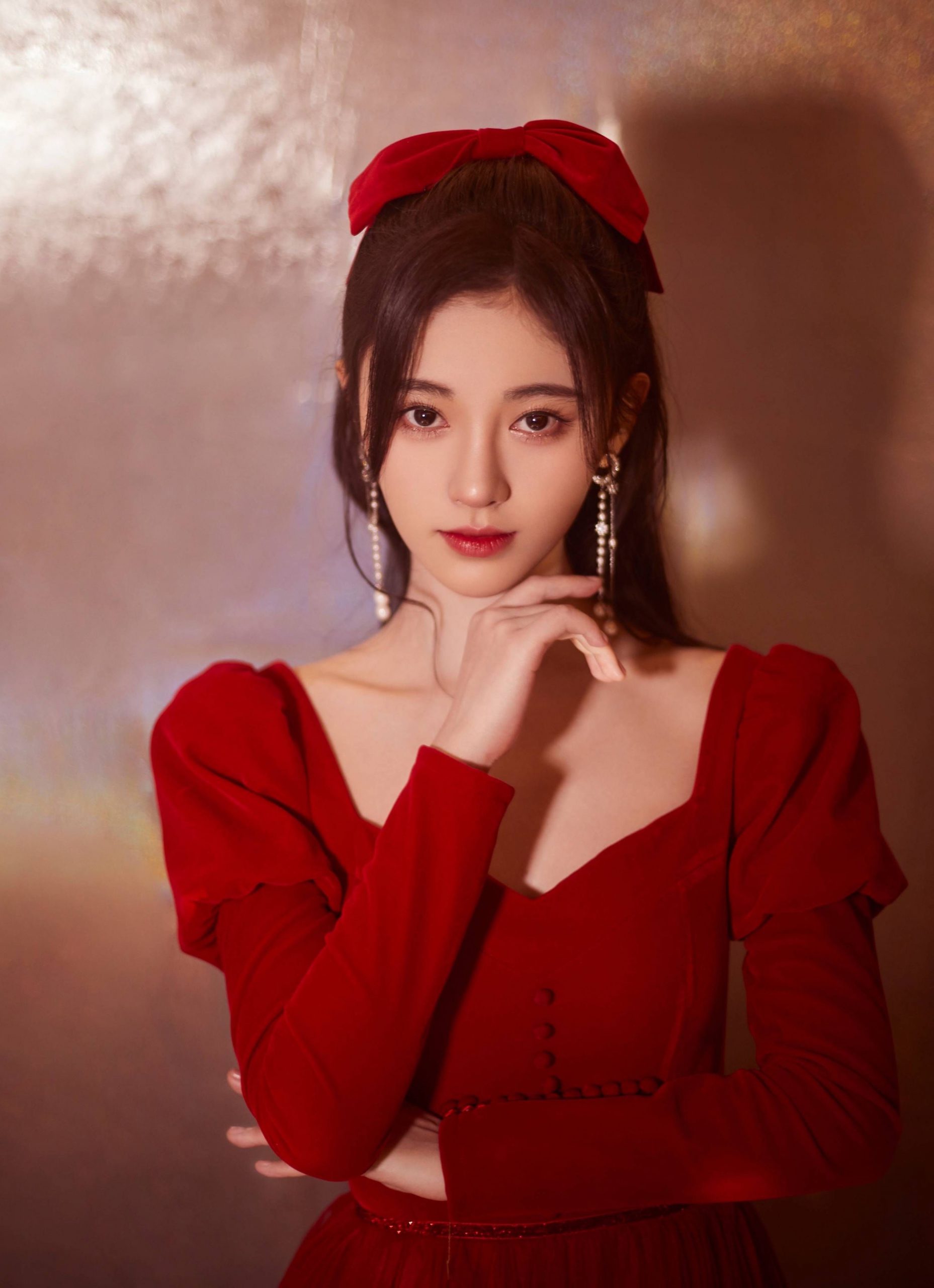 Lệ Dĩnh, Nhiệt Ba, Tịnh Y và dàn mỹ nhân Cbiz đẹp 'mơ màng' với phụ kiện cài tóc 5 Lệ Dĩnh, Nhiệt Ba, Tịnh Y và dàn mỹ nhân Cbiz đẹp 'mơ màng' với phụ kiện cài tóc 5