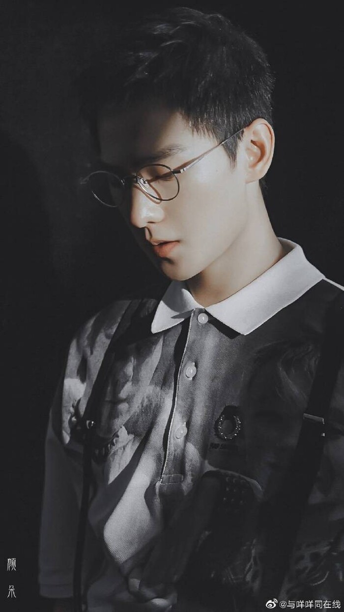 Vương Nhất Bác đè bẹp 'bình hoa di động' Dương Dương trong phim mới? Cuộc chiến phiên vị sắp bắt đầu - Ảnh 4 Vương Nhất Bác đè bẹp 'bình hoa di động' Dương Dương trong phim mới? Cuộc chiến phiên vị sắp bắt đầu - Ảnh 4