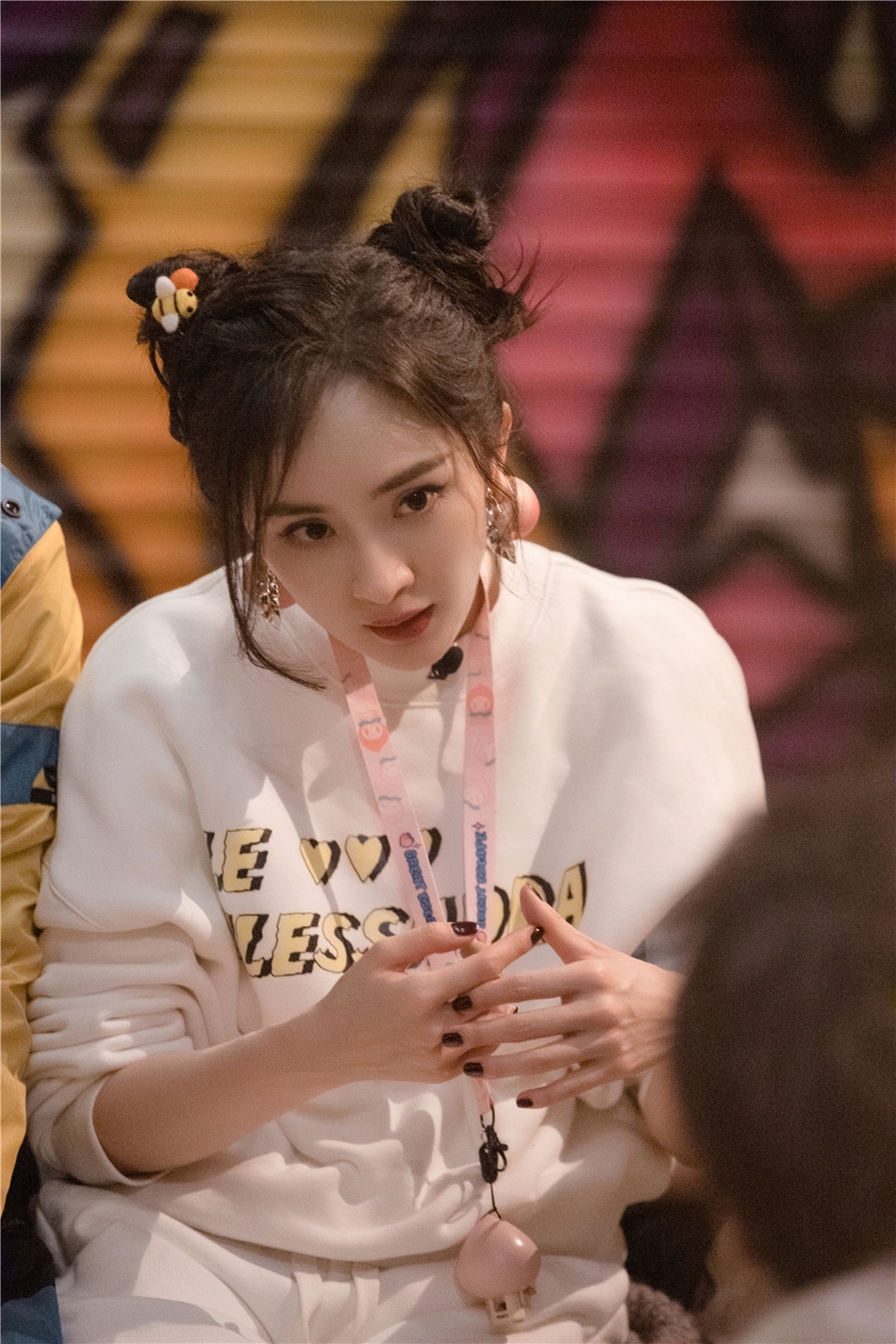 Dương Mịch hóa teen girl: Fan dụi mắt '7749 lần' chẳng nhận ra, thánh ăn gian tuổi là đây 5 Dương Mịch hóa teen girl: Fan dụi mắt '7749 lần' chẳng nhận ra, thánh ăn gian tuổi là đây 5