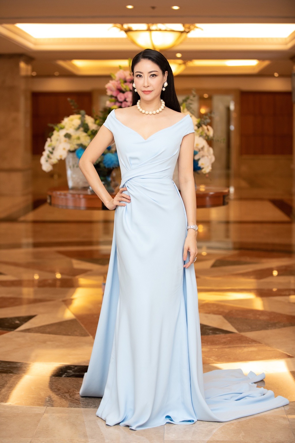 Hà Kiều Anh hiện đang bị dân tình chất vấn. Ảnh: FBNV Hà Kiều Anh hiện đang bị dân tình chất vấn. Ảnh: FBNV