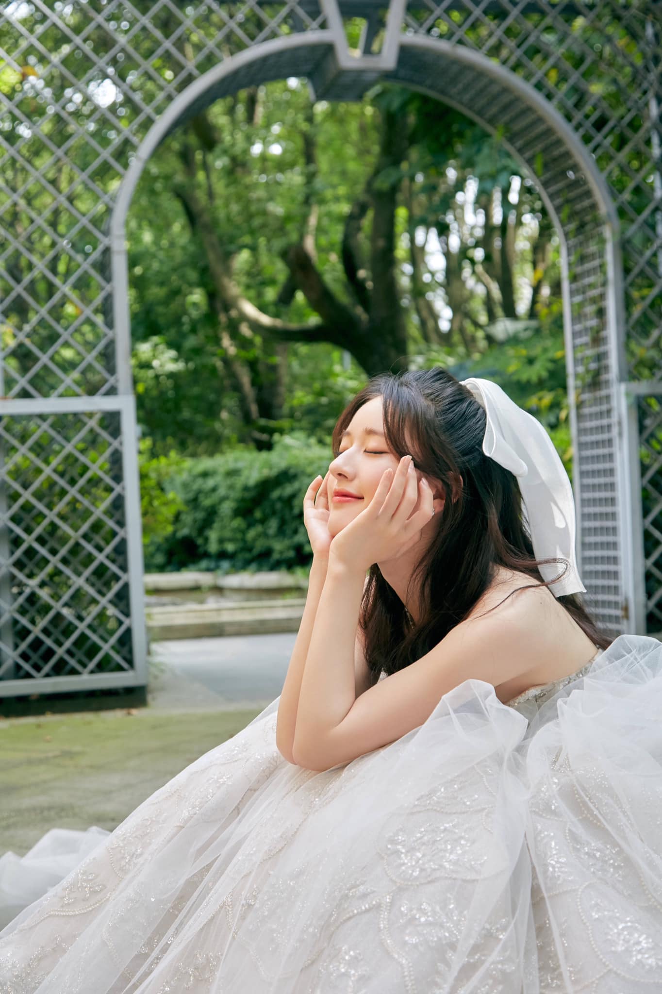 Triệu Lộ Tư, 'ngọc nữ' đầy bản lĩnh, vươn mình chống chọi Cbiz đầy thị phi 2 Triệu Lộ Tư, 'ngọc nữ' đầy bản lĩnh, vươn mình chống chọi Cbiz đầy thị phi 2