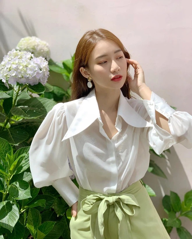 Thi THPT Quốc gia 2021: Mặc gì để vừa toát lên tinh thần thời trang, vừa may mắn, đúng quy định - Ảnh 4 Thi THPT Quốc gia 2021: Mặc gì để vừa toát lên tinh thần thời trang, vừa may mắn, đúng quy định - Ảnh 4