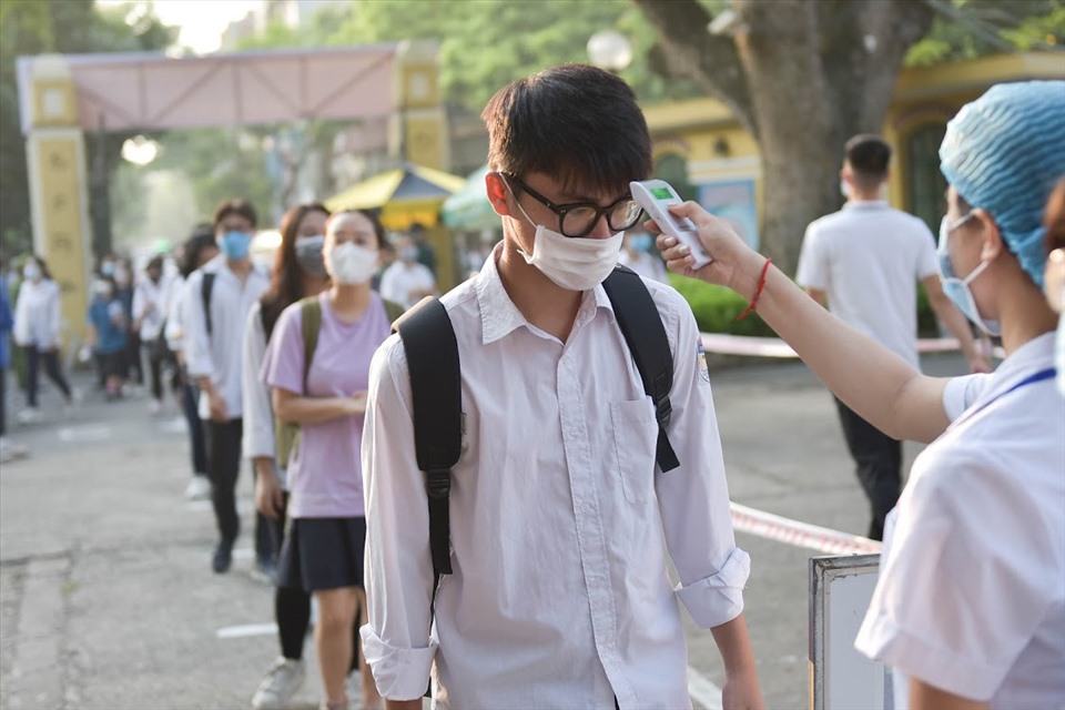 Kỳ thi THPT quốc gia 2021 kết thúc với môn thi Tiếng Anh Kỳ thi THPT quốc gia 2021 kết thúc với môn thi Tiếng Anh