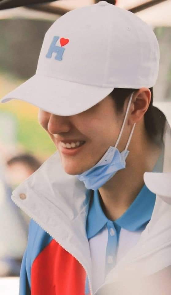 Dành trọn 3 ngày nghỉ để 'toàn tâm' từ thiện, Vương Nhất Bác vẫn bị netizen nói 'làm màu' - Ảnh 6 Dành trọn 3 ngày nghỉ để 'toàn tâm' từ thiện, Vương Nhất Bác vẫn bị netizen nói 'làm màu' - Ảnh 6